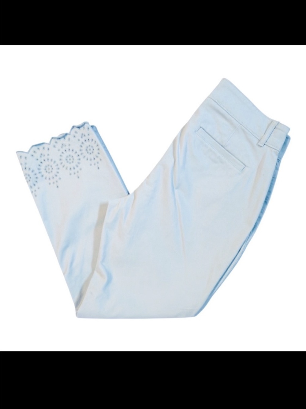 LOFT light blue cropped pants with eyelet lace hem Women’s size 4 | d16